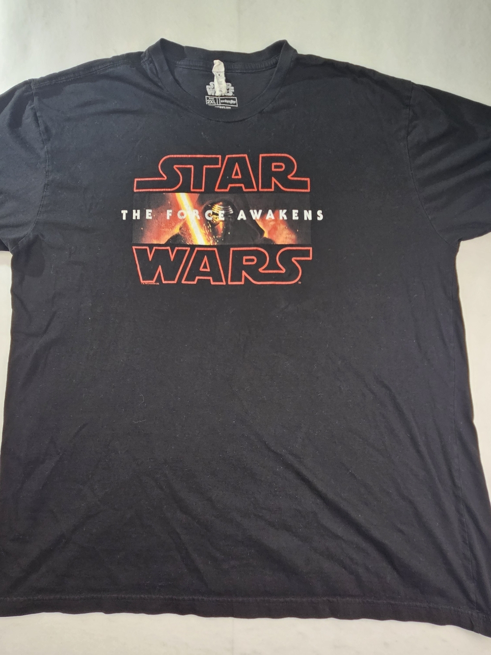 Star Wars "The Force Awakens" Black Graphic Tee Size 2XL 100% Cotton